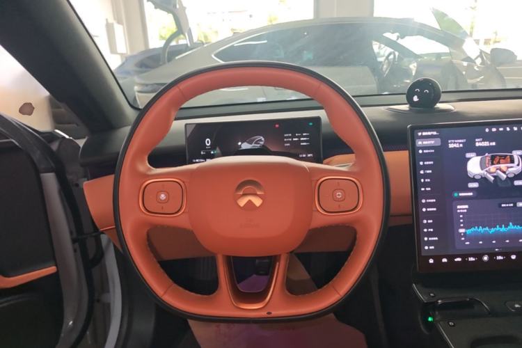 Used Nio ET5T 2023 75 kWh Touring Steering Wheel