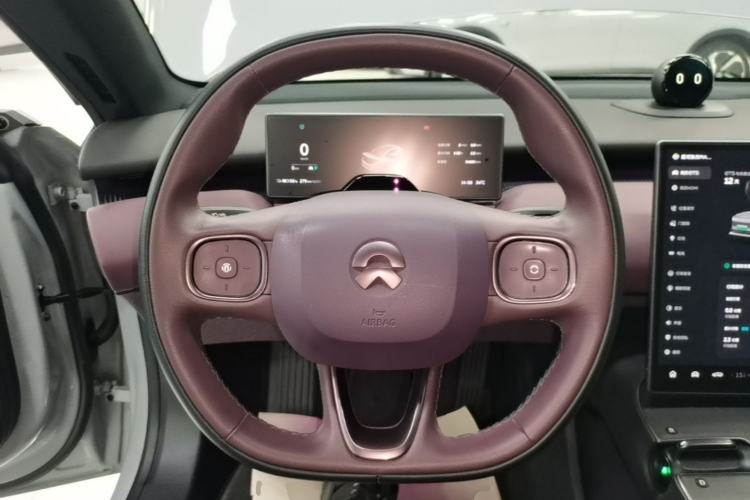 Used Nio ET5T 2023 75 kWh Touring Steering Wheel