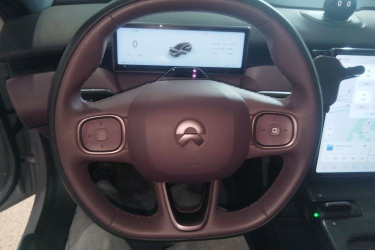 Used Nio ET5T 2023 75 kWh Touring Steering Wheel