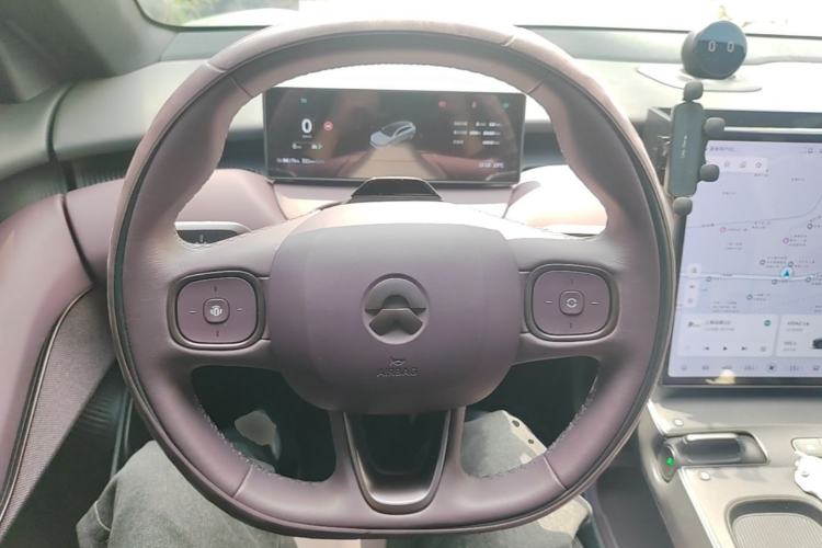 Used Nio ET5T 2023 75 kWh Touring Steering Wheel