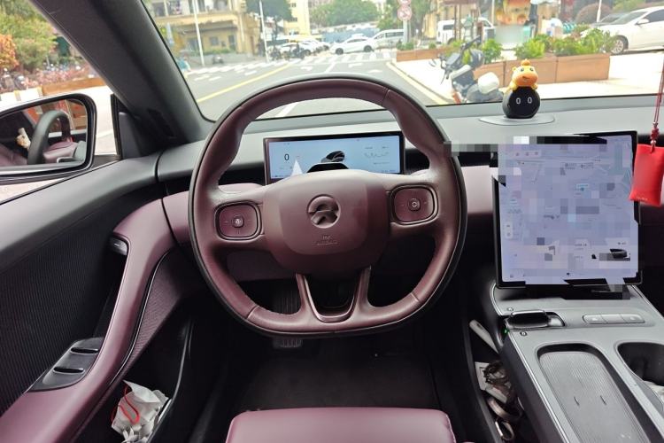 Used Nio ET5T 2023 75 kWh Touring Steering Wheel
