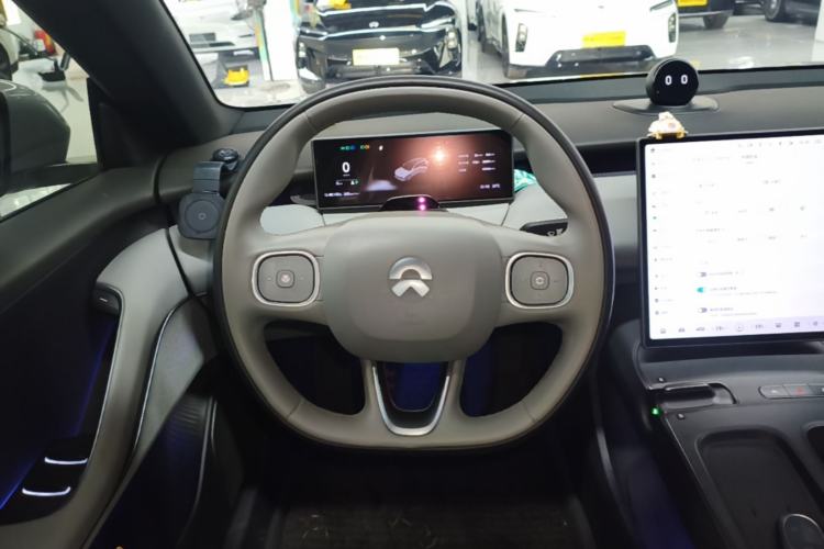 Used Nio ET5T 2023 75 kWh Touring Steering Wheel