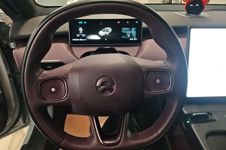 Used Nio ET5T 2023 75 kWh Touring Steering Wheel