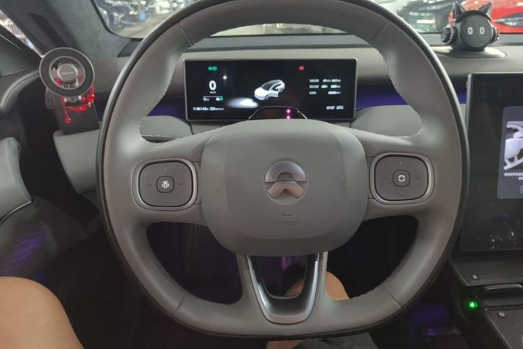 Used Nio ET5T 2023 75 kWh Touring Steering Wheel