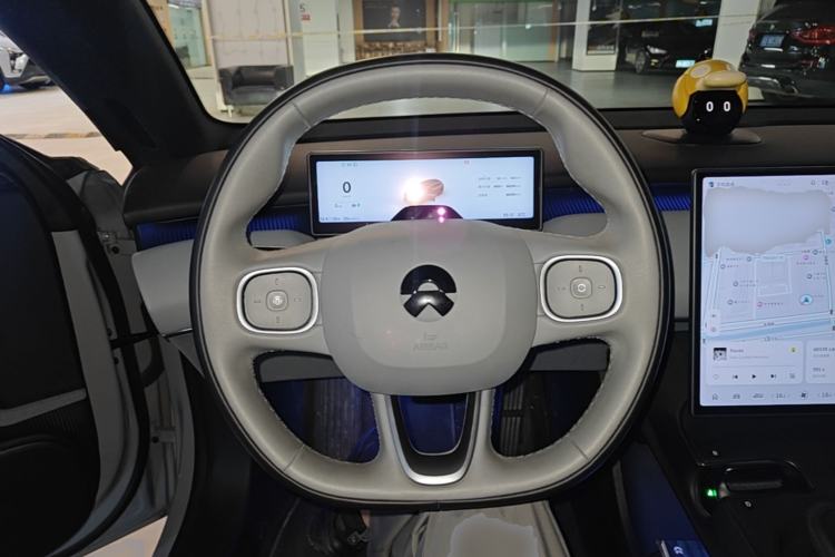 Used Nio ET5T 2023 75 kWh Touring Steering Wheel