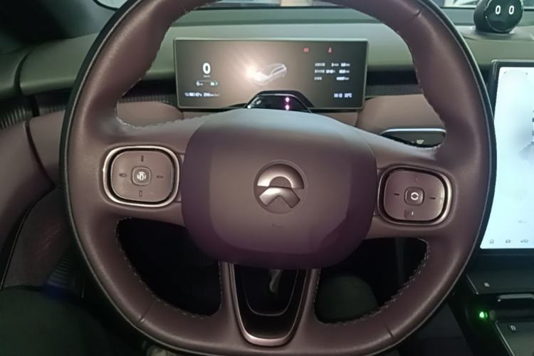 Used Nio ET5T 2023 75 kWh Touring Steering Wheel
