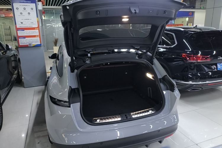 Used Nio ET5T 2023 75 kWh Touring Trunk
