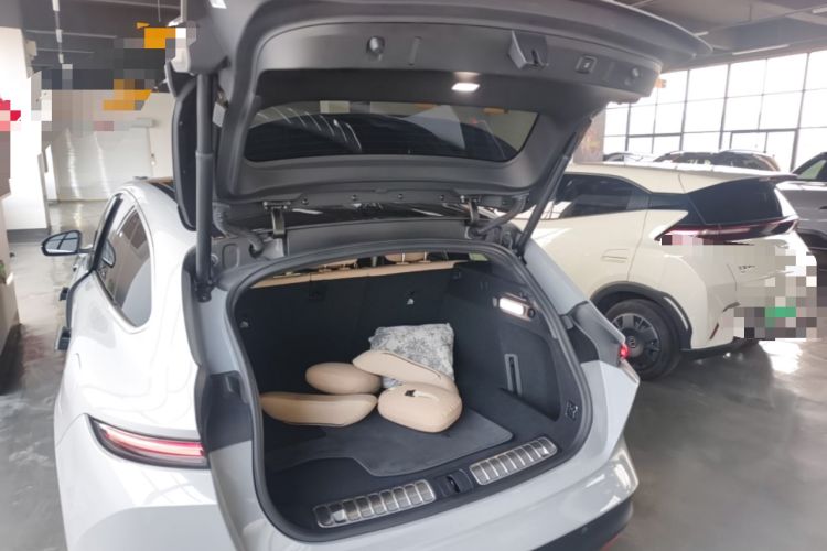 Used Nio ET5T 2023 75 kWh Touring Trunk