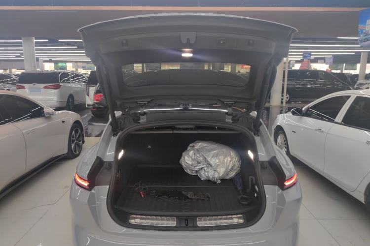 Used Nio ET5T 2023 75 kWh Touring Trunk