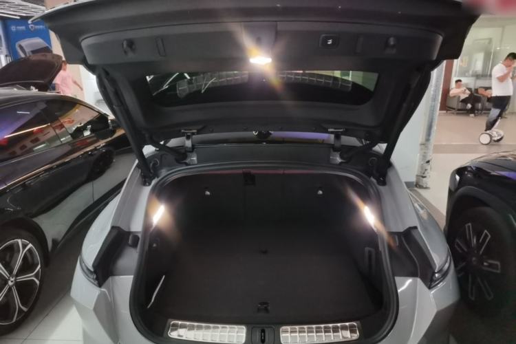 Used Nio ET5T 2023 75 kWh Touring Trunk