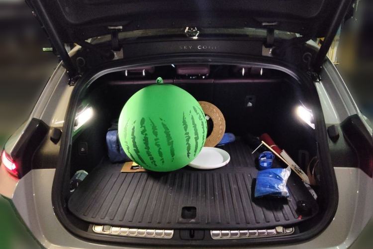Used Nio ET5T 2023 75 kWh Touring Trunk