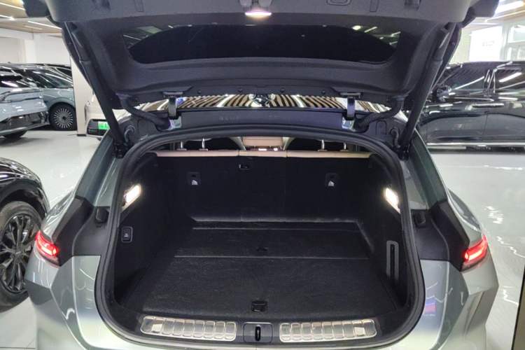 Used Nio ET5T 2023 75 kWh Touring Trunk