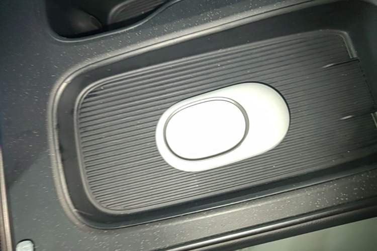 Used Nio ET5T 2023 75 kWh Touring Vehicle Key