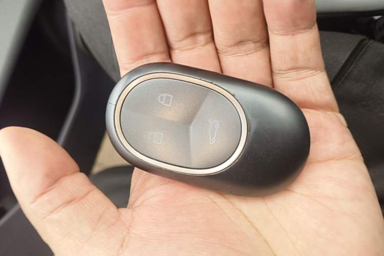 Used Nio ET5T 2023 75 kWh Touring Vehicle Key
