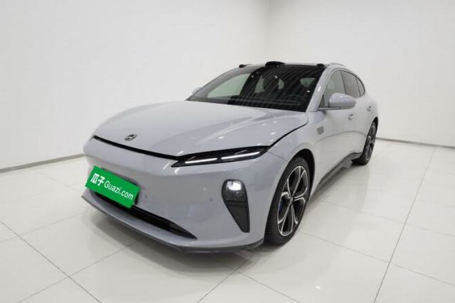 Ojetý Nio ET5T 2023 75 kWh Touring