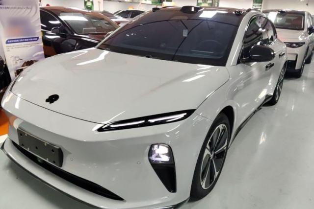 Used Nio ET5T 2023 75 kWh Touring