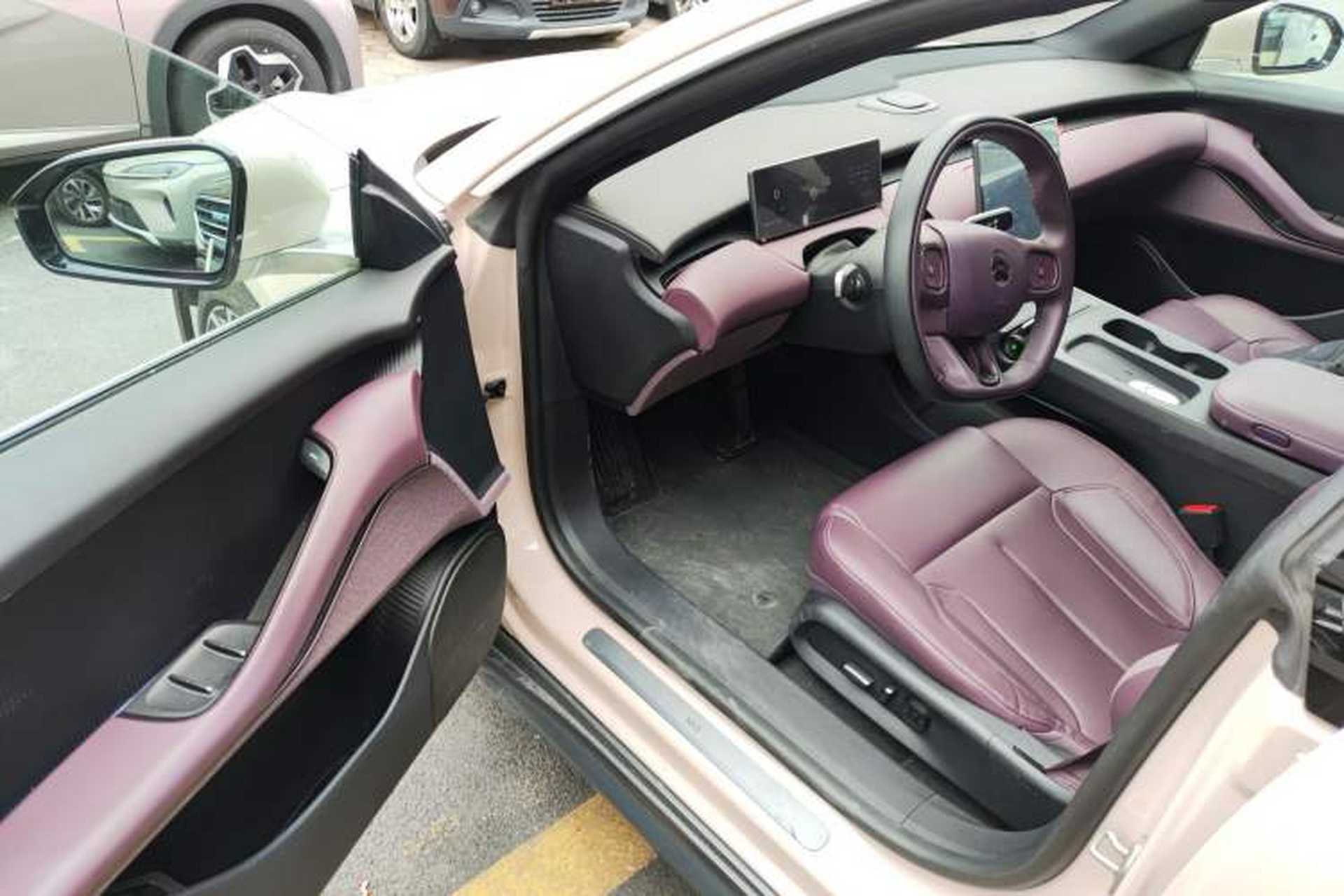 Used Nio ET5T 2023 75 kWh Touring Driver Seat