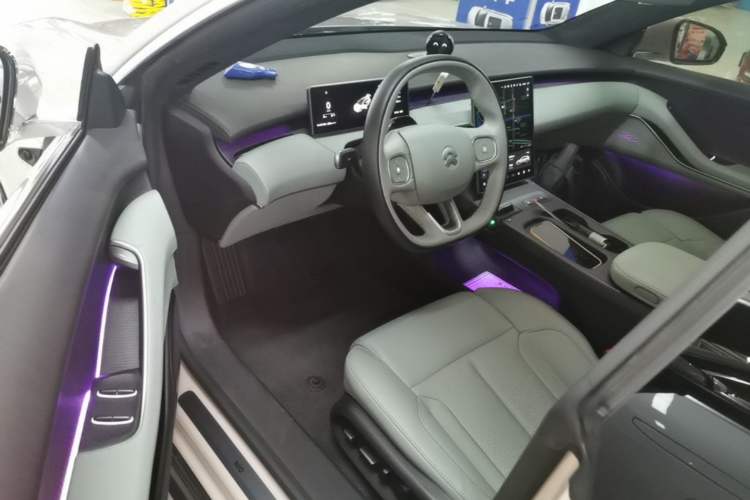 Used Nio ET5T 2023 75 kWh Touring Driver Seat