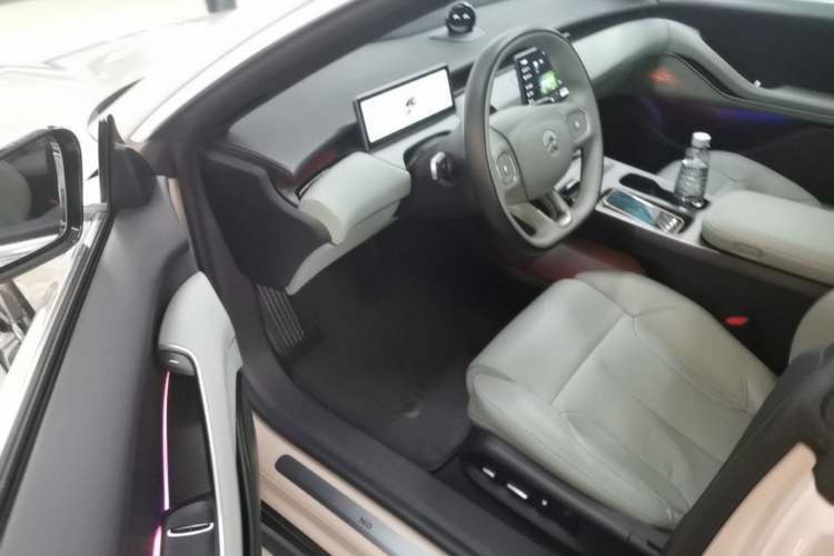 Used Nio ET5T 2023 75 kWh Touring Driver Seat