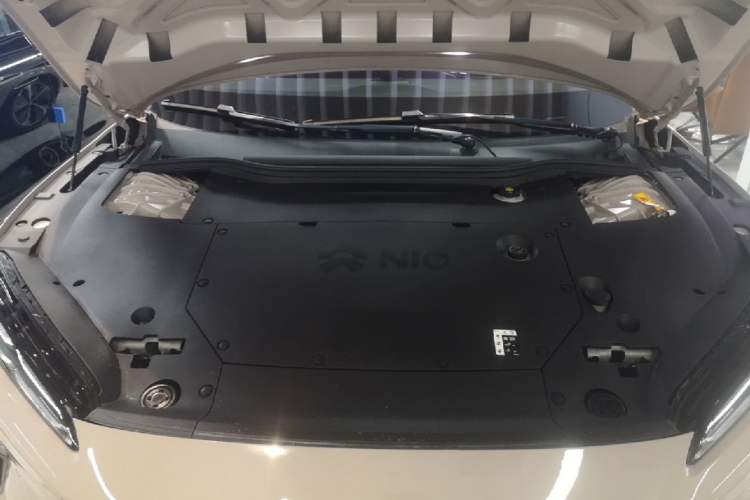 Used Nio ET5T 2023 75 kWh Touring Engine Bay