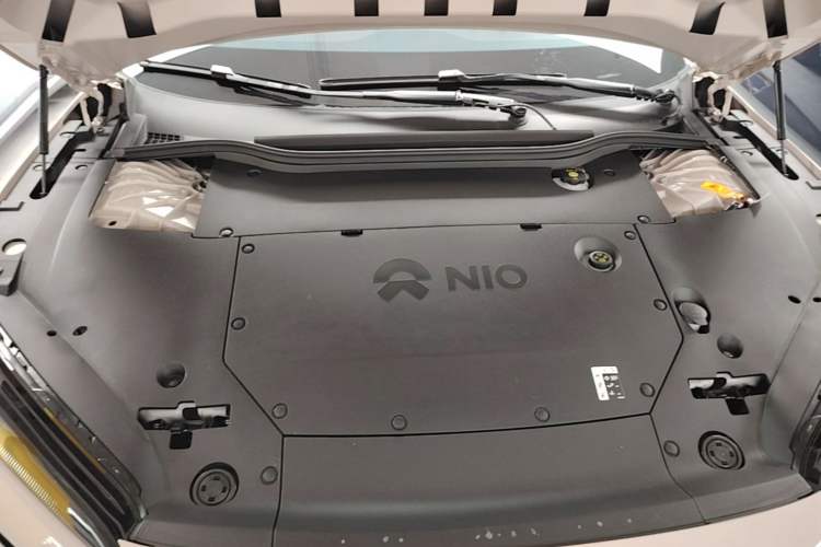 Used Nio ET5T 2023 75 kWh Touring Engine Bay