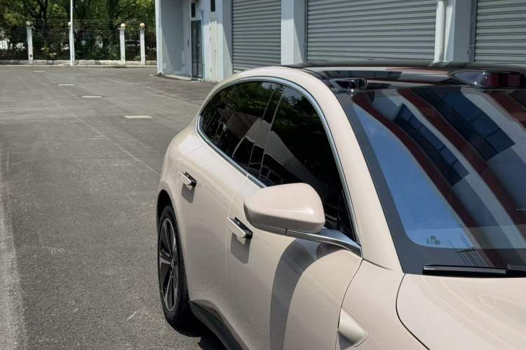 Used Nio ET5T 2023 75 kWh Touring Exterior 6