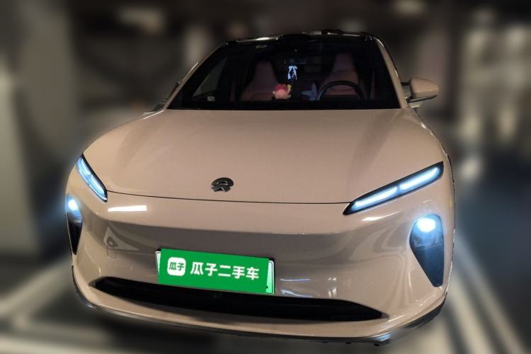 Used Nio ET5T 2023 75 kWh Touring Front