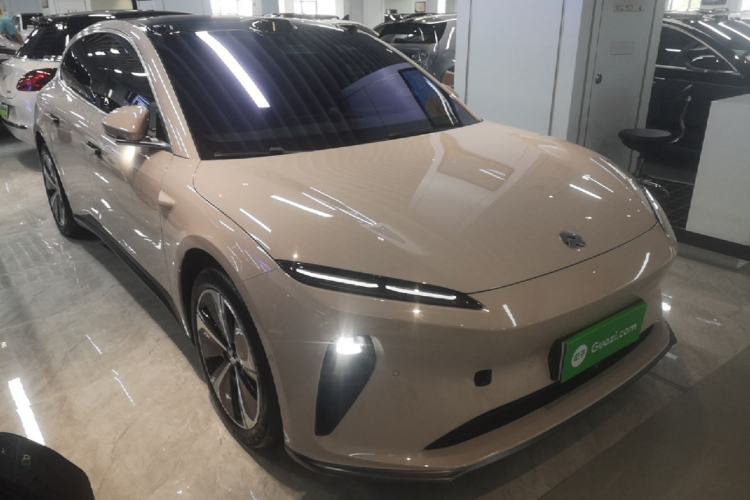 Used Nio ET5T 2023 75 kWh Touring Front Right 45 Deg
