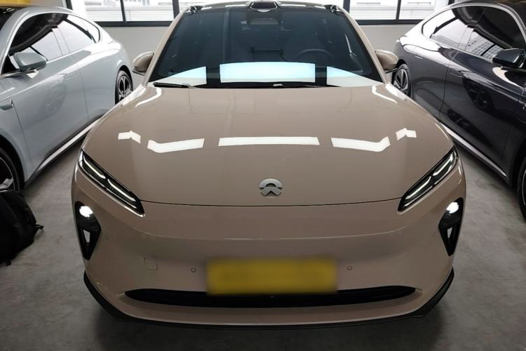 Used Nio ET5T 2023 75 kWh Touring Front