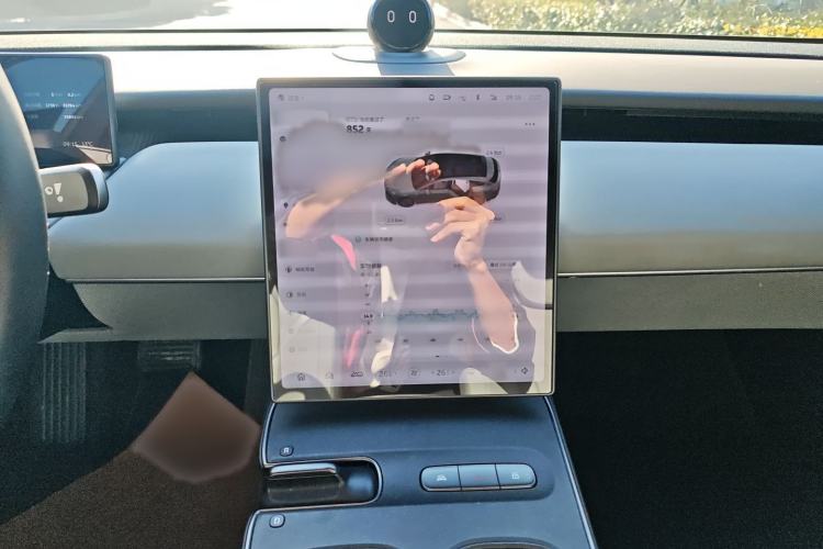 Used Nio ET5T 2023 75 kWh Touring Audio And AC Panel