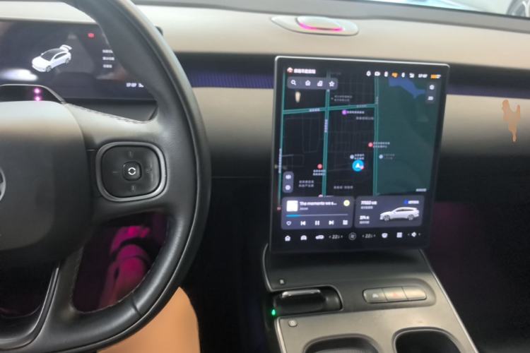 Used Nio ET5T 2023 75 kWh Touring Center Console