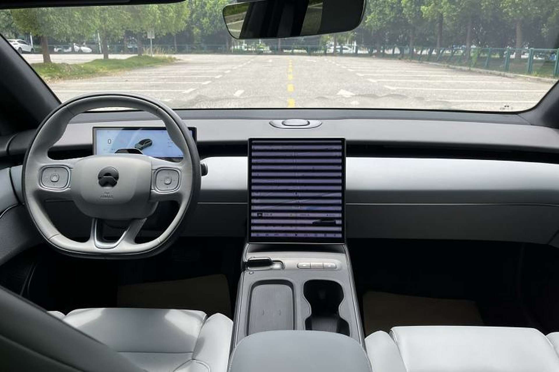 Used Nio ET5T 2023 75 kWh Touring Center Console