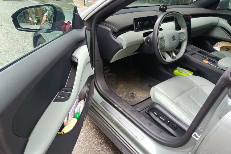 Used Nio ET5T 2023 75 kWh Touring Driver Seat