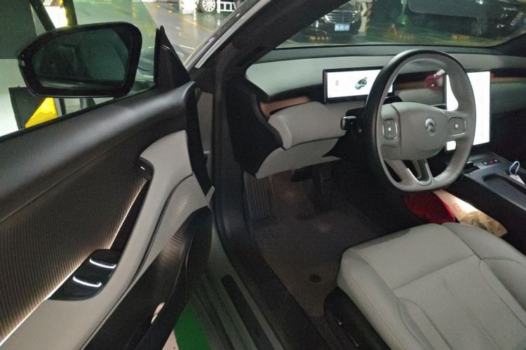 Used Nio ET5T 2023 75 kWh Touring Driver Seat