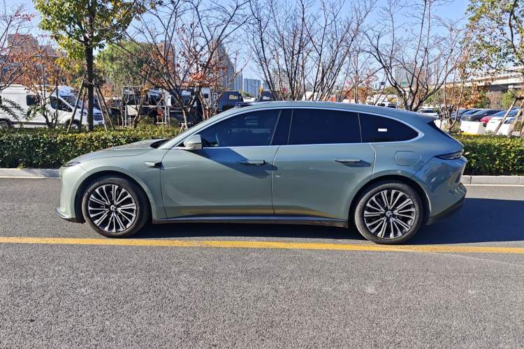 Used Nio ET5T 2023 75 kWh Touring Exterior 3