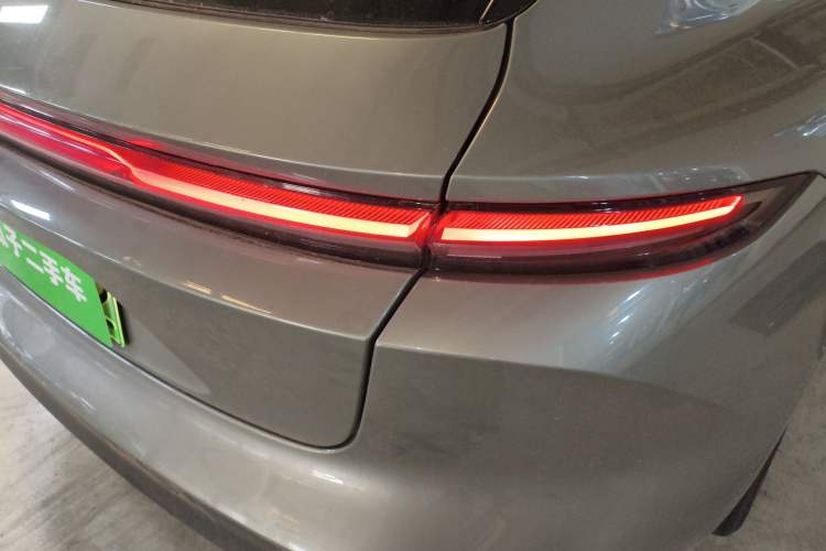 Used Nio ET5T 2023 75 kWh Touring Exterior 3