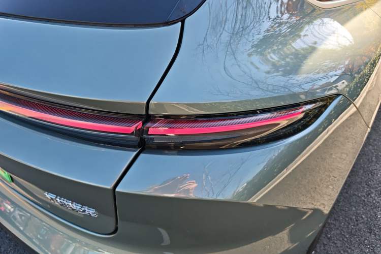 Used Nio ET5T 2023 75 kWh Touring Exterior 6