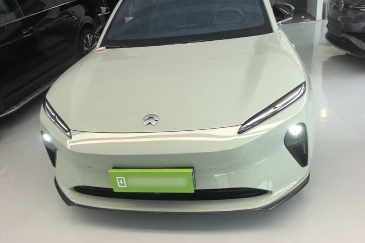 Used Nio ET5T 2023 75 kWh Touring Front