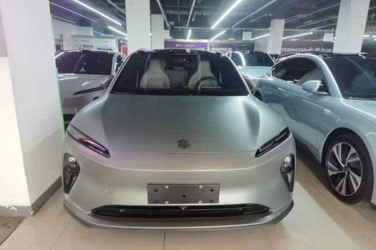 Used Nio ET5T 2023 75 kWh Touring Front