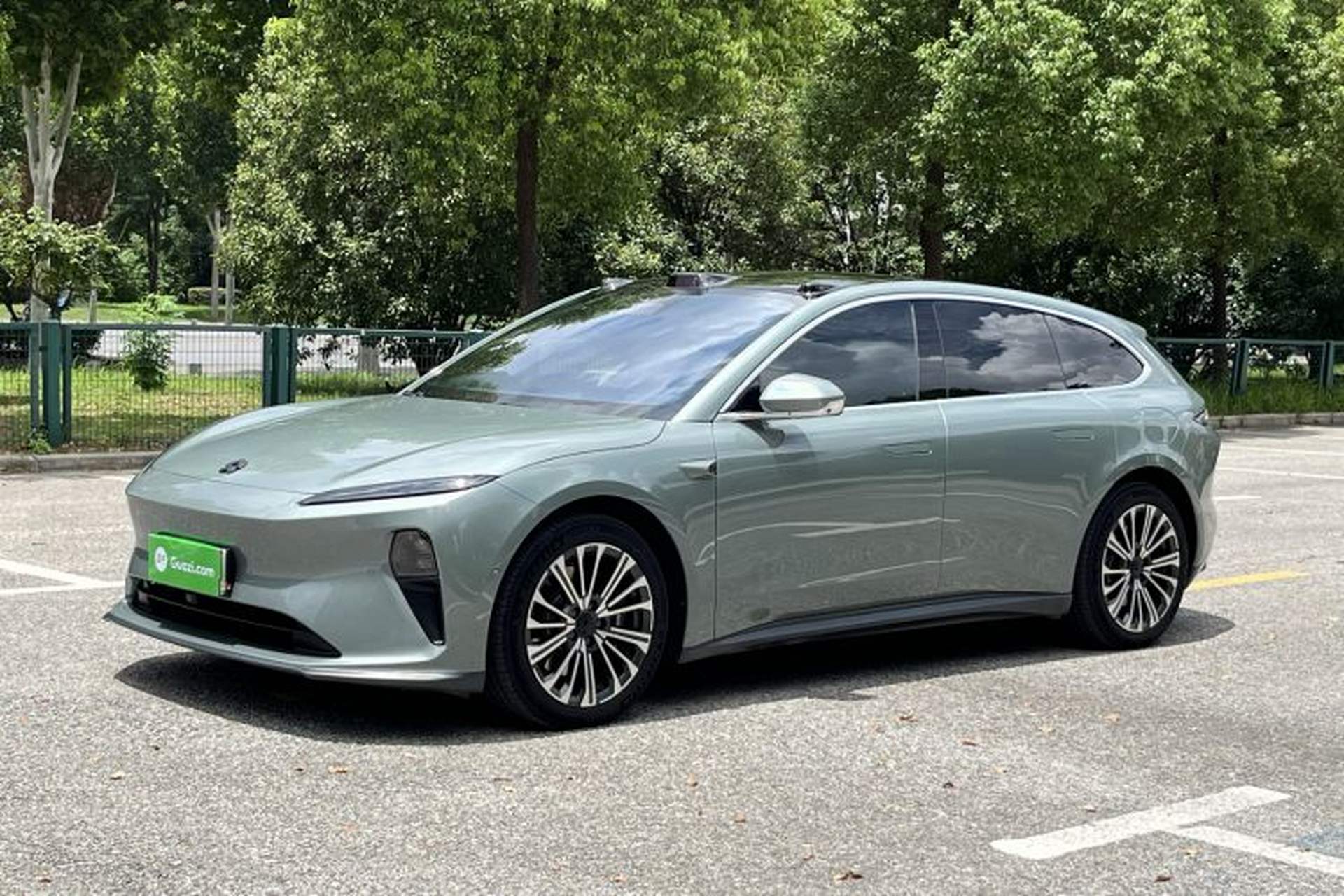 Used Nio ET5T 2023 75 kWh Touring Front Left 45 Deg
