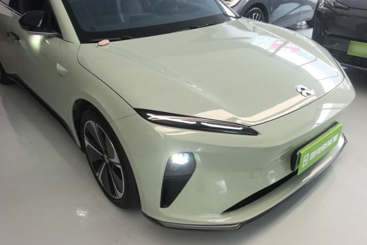 Used Nio ET5T 2023 75 kWh Touring Front Right 45 Deg