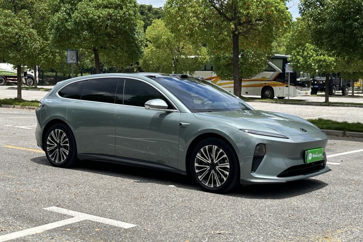 Used Nio ET5T 2023 75 kWh Touring Front Right 45 Deg