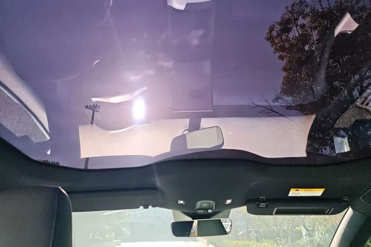 Used Nio ET5T 2023 75 kWh Touring Headliner