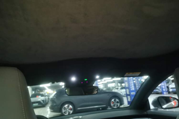 Used Nio ET5T 2023 75 kWh Touring Headliner