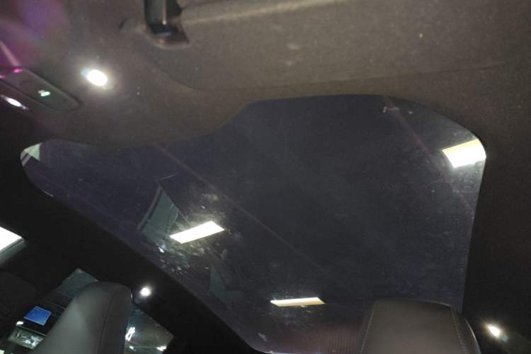 Used Nio ET5T 2023 75 kWh Touring Headliner
