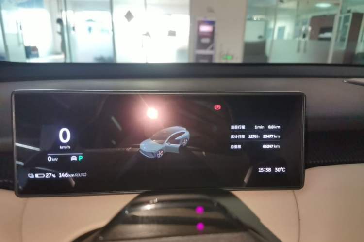 Used Nio ET5T 2023 75 kWh Touring Instrument Cluster