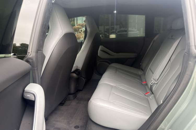 Used Nio ET5T 2023 75 kWh Touring Interior 3