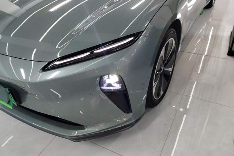 Used Nio ET5T 2023 75 kWh Touring Left Front Headlight