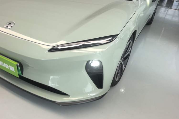 Used Nio ET5T 2023 75 kWh Touring Left Front Headlight