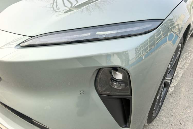 Used Nio ET5T 2023 75 kWh Touring Left Front Headlight